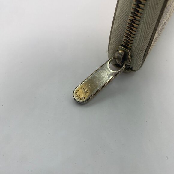 Louis Vuitton Azur Damier Long Zip Wallet - Picture 2 of 13